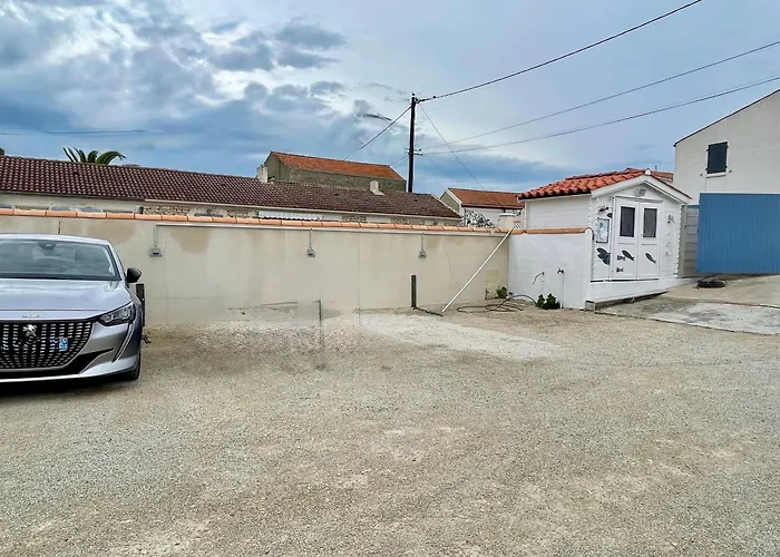 Clos Des Aigrettes -6 Gites De Charme Et Confort A 30M Du Port De La Cotiniere