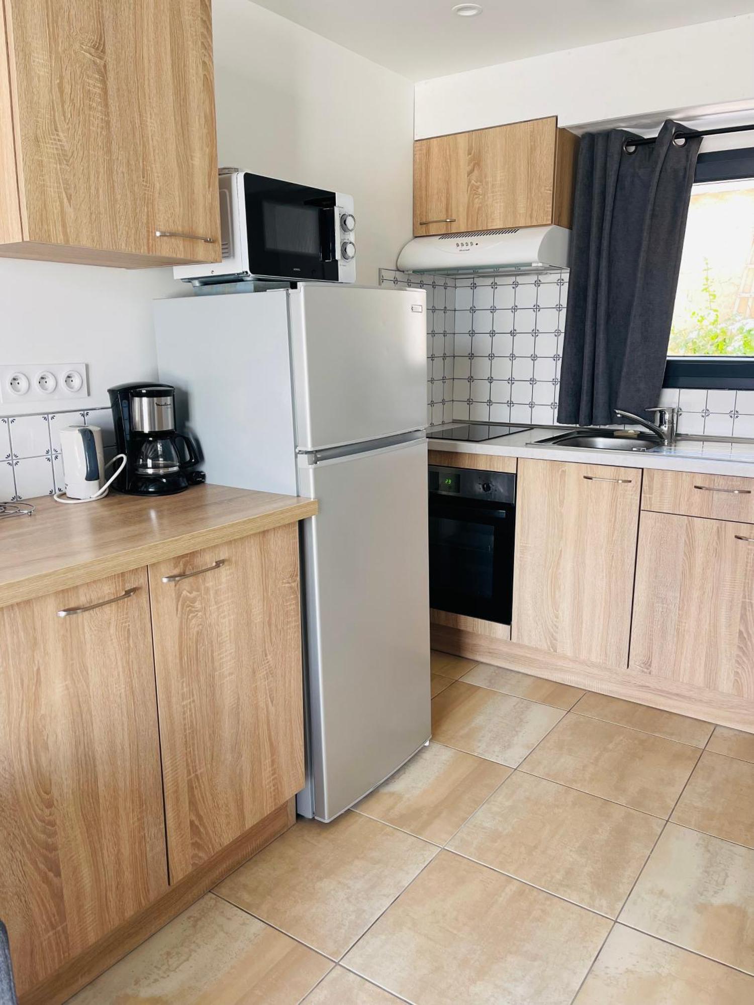 Aparthotel Clos Des Aigrettes -6 De Charme Et Confort A 30m Du Port De 3*