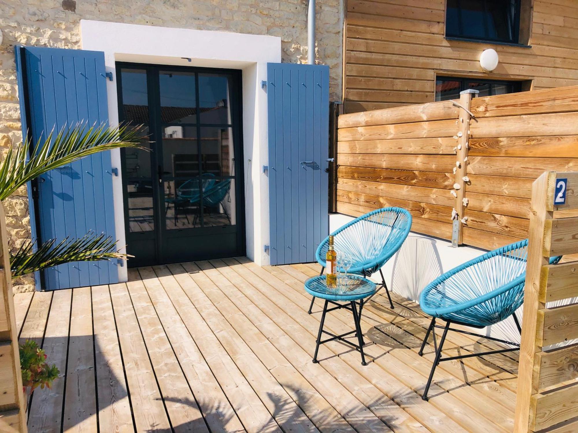 Aparthotel Clos Des Aigrettes -6 De Charme Et Confort A 30m Du Port De 3*
